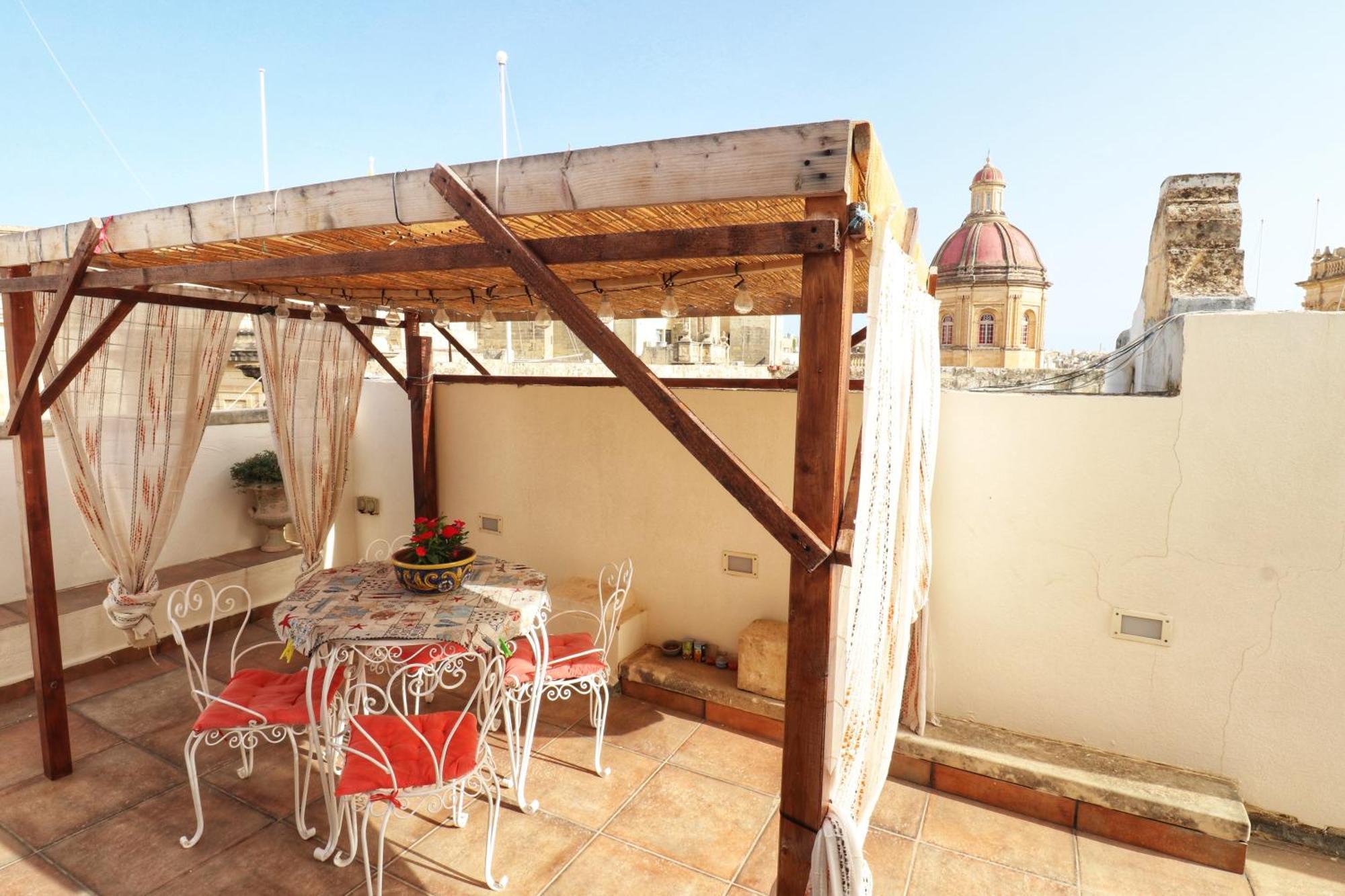 The Knight - Heritage & Art Home At Birgu Square エクステリア 写真