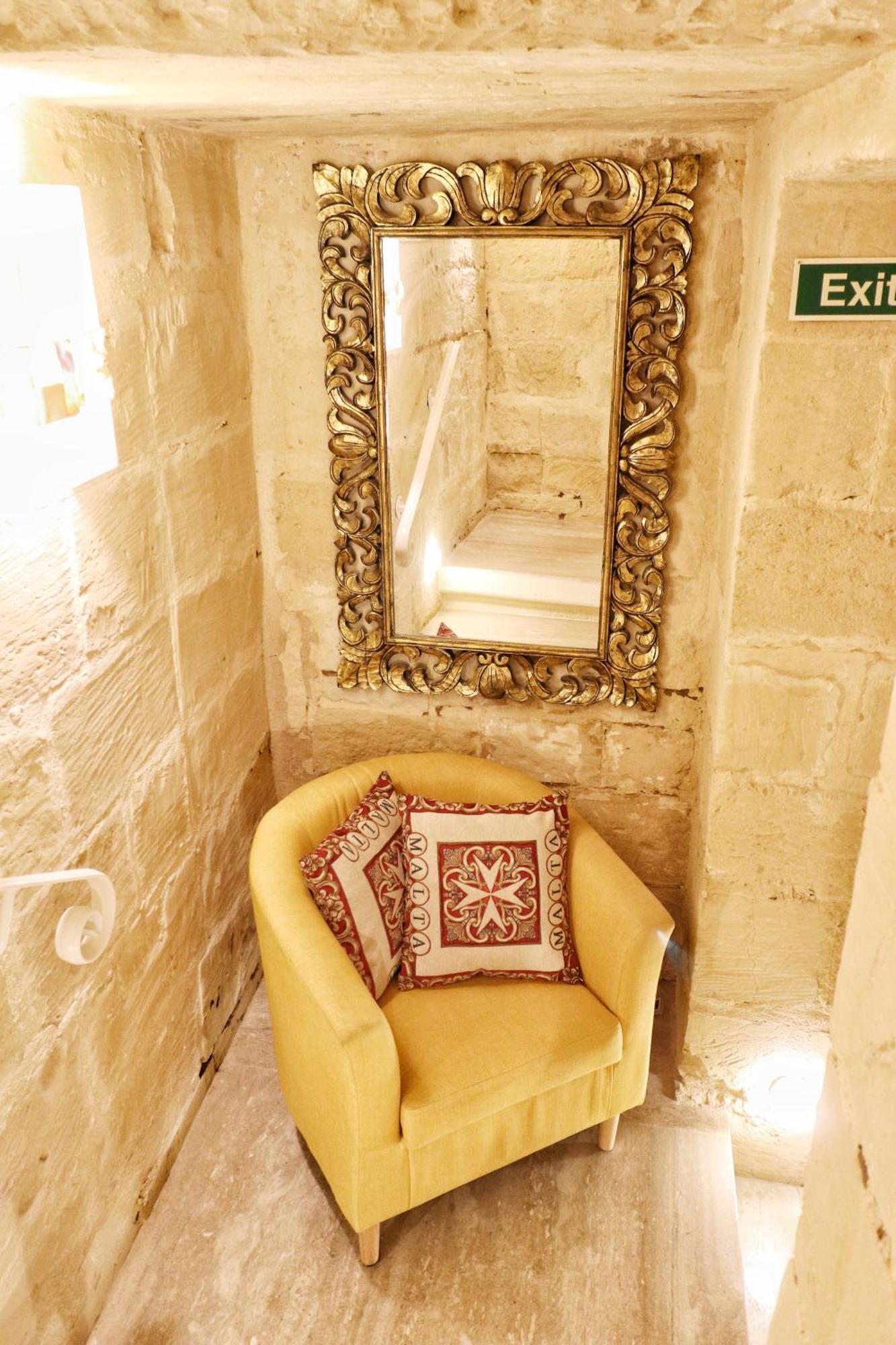 The Knight - Heritage & Art Home At Birgu Square エクステリア 写真