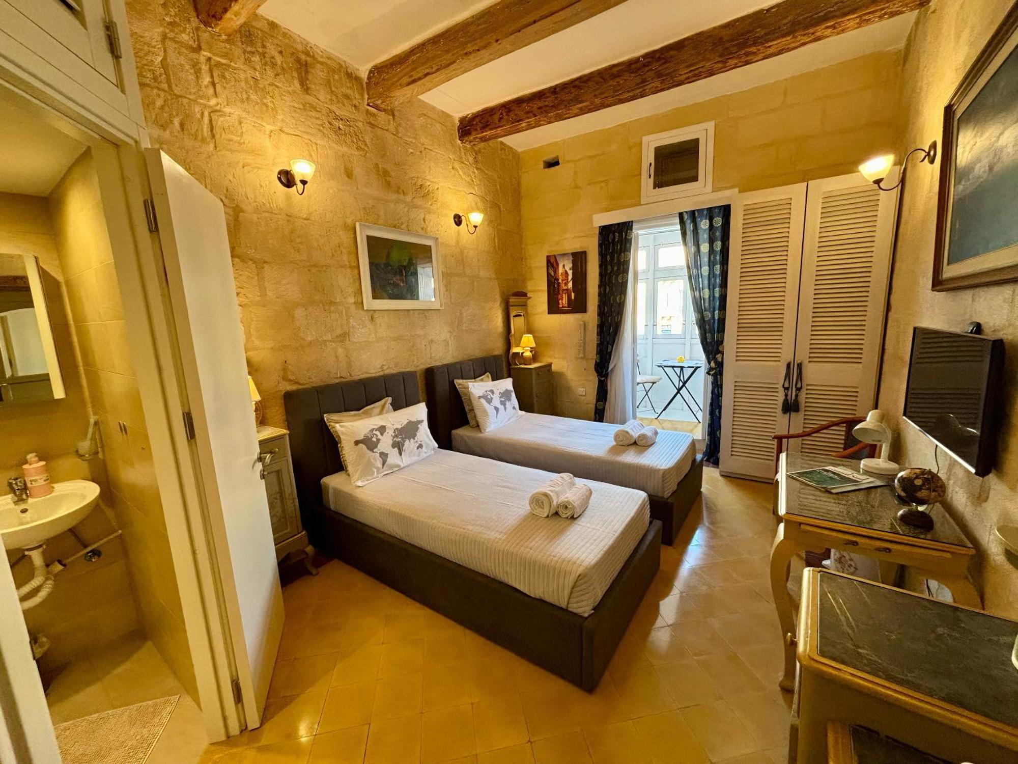 The Knight - Heritage & Art Home At Birgu Square エクステリア 写真
